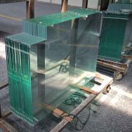 How to Choose Between Tempered and Laminated Glass Panels