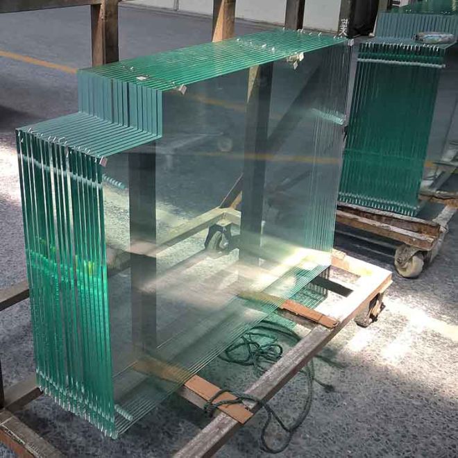 What is the use of 10mm stair tempered glass？