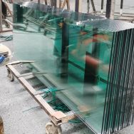 What is tempered glass partition?