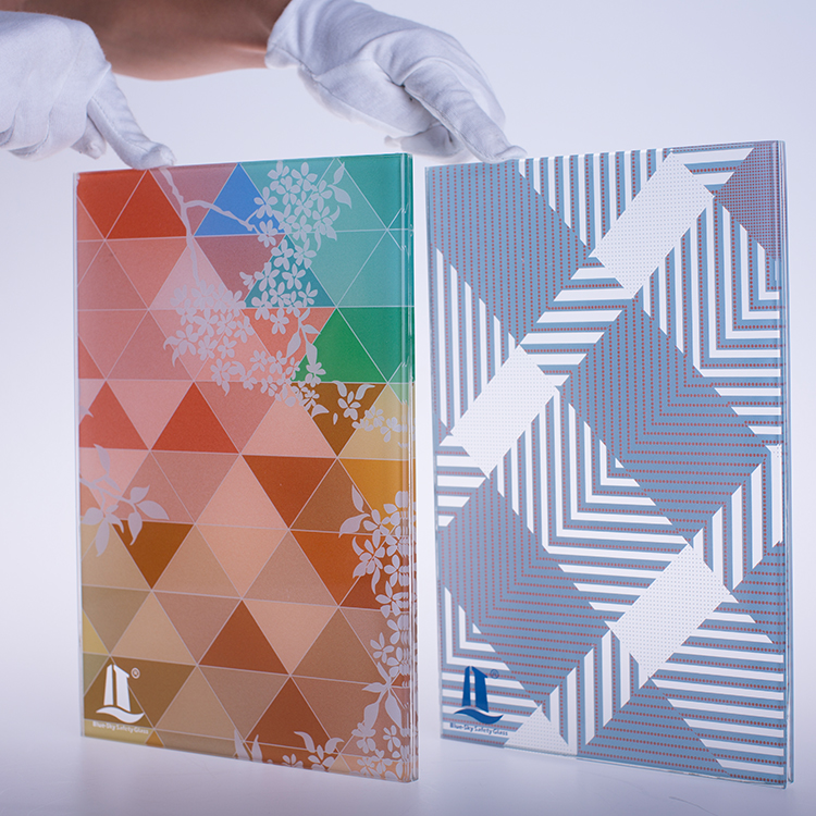 Custom Glazed Sliding Doors & Tempered Glass Partition Decor