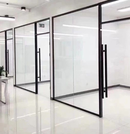 Understanding the Role of 10mm glass partitions
