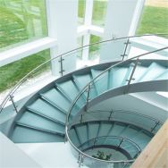 Tempered glass: Empowering safety with technology, one-stop service leads the new trend of the industry