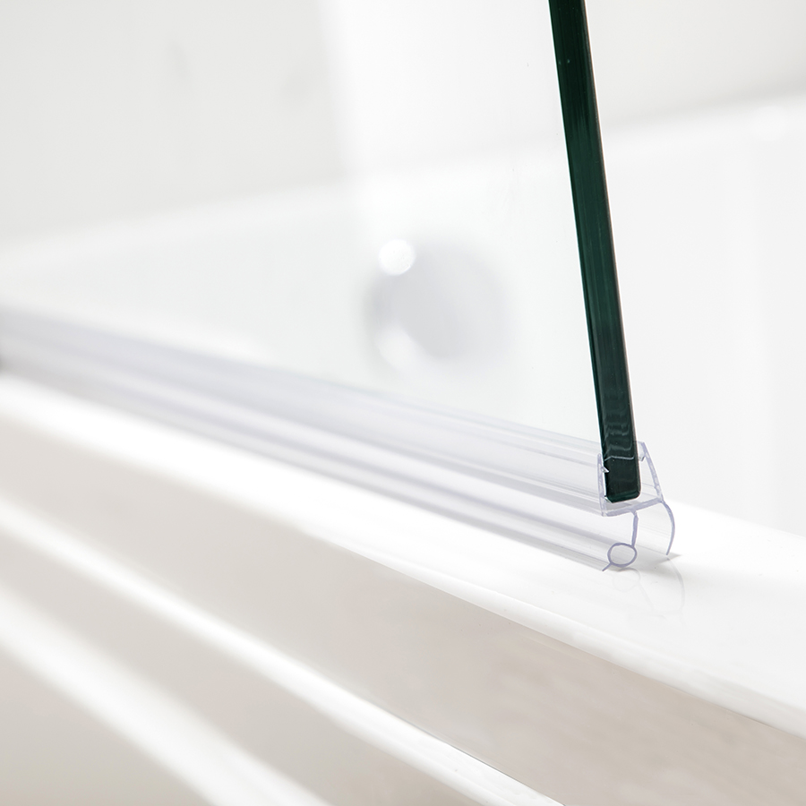 Cheap Frameless Hinged Bathtub Door.jpg
